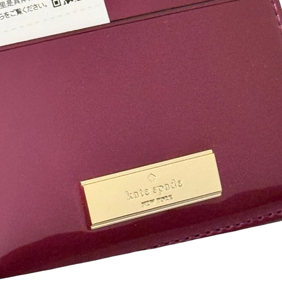 Kate Spade NWT Kenzie Raspberry Cardholder - Picture 2 of 4